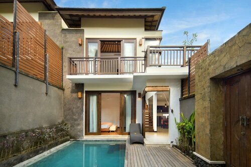 Canggu Circle Villa by Ini Vie Hospitality, Book Villa Hotels in Badung with a Pool, Swimming Pool