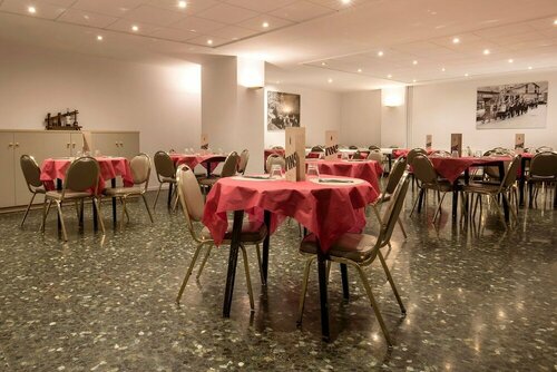 Hotel Comtes d'Urgell, Rezervasyon Otel Escaldes-Engordany otoparklı oteller, Caldea Spa yakınında, Otopark