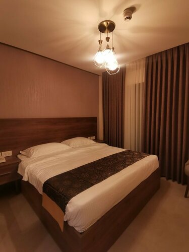 Dara apartment hotel, Забронировать Отель Отели Umm Uthainah с парковкой, Парковка