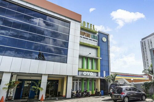 OYO 91036 Hotel Simpang Lima Gkpri, Réserver Hôtel Semarang Central Java, près de Centre commercial Ciputra Mall Semarang