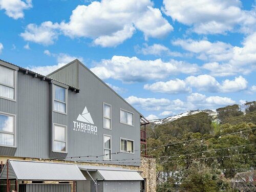 Thredbo Alpine Hotel, Забронировать Апартаменты/квартира Отели Kosciuszko National Park с завтраком, Завтраки