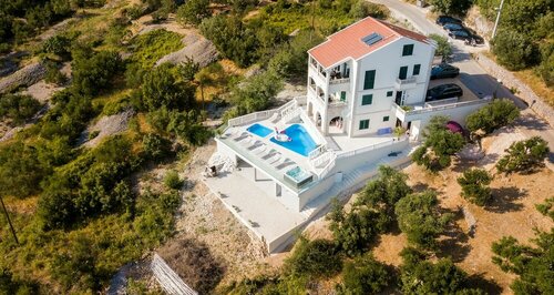 Villa Hills, จอง วิลล่า Makarska Biokovo Nature Park