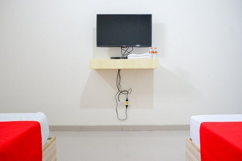 RedDoorz near Pacific Mall Tegal 2, Rezerwuj Hotel Tegal Central Java