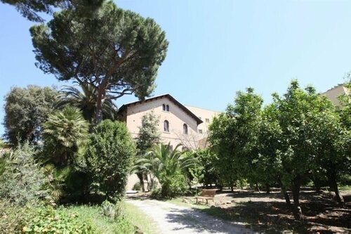 B&B Villa Fiocchi, Забронировать Отель «постель и завтрак» Отели в центре Кальтаниссетта, в центре