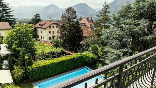 Hotel Villa Laurus, Забронировать Отель Отели Аосты с питанием, Пансион