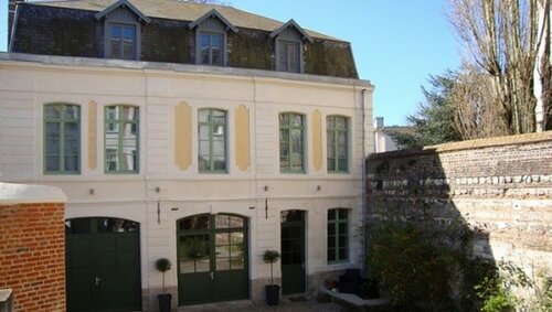 La Cour des Carmes, Varaa Hotelli Arras Artois