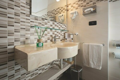 Hotel Marinetta, Book Hotel Hoteller i Etruscan Coast med pool, Swimmingpool