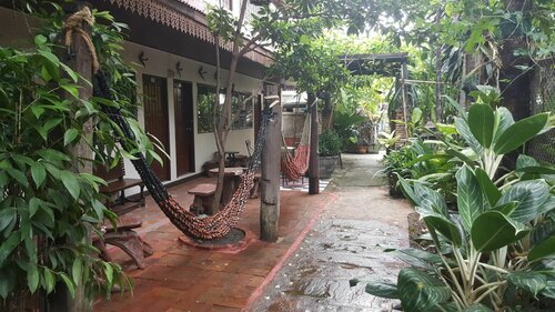 Libra Guesthouse, Забронировать Отель Чиангмай провинция Чианг Май, рядом с Wat Lokmolee