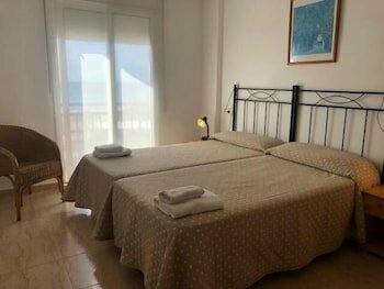 Aparthotel Iris, Забронировать Апарт-отель Мальграт-де-Мар Коста-дель-Маресме