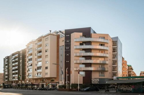 Hotel Madanis, Забронировать Отель Оспиталет-де-Льобрегат Барселона, рядом с Avinguda Diagonal