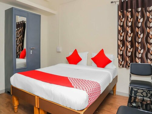 OYO 15847 Hotel Mathura Lodging, Réserver Hôtel Hôtels SPA à Nashik, SPA