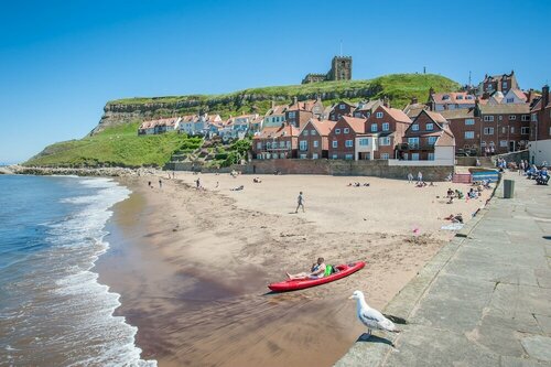 Host & Stay | The Cottage at Bagdale Hall, Book Feriehus Hoteller i Yorkshire Moors med parkering, Parkering
