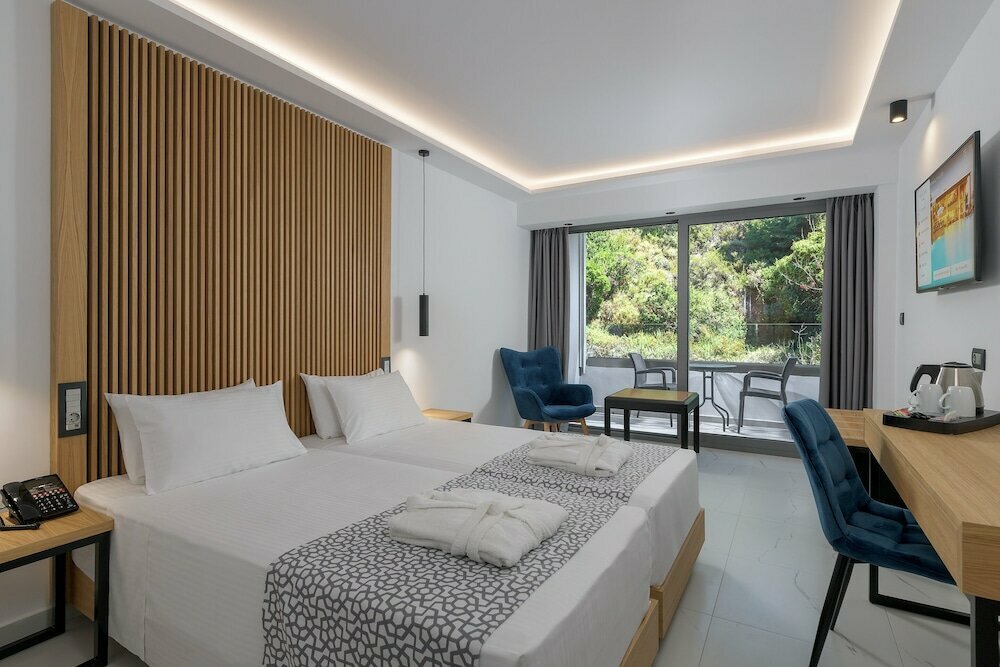 Oceanis Beach Hotel