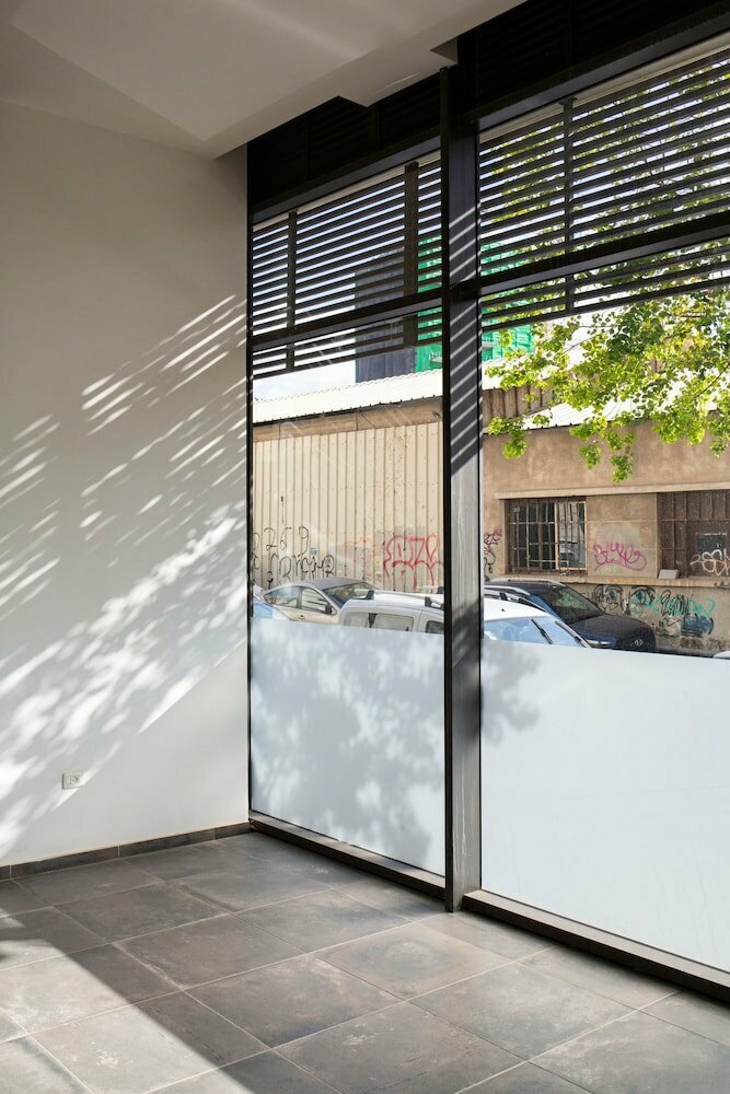 Cozy 2BDR with Parking
