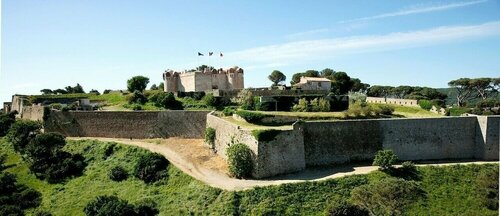 Hotel Le Domaine de L Astragale Saint Tropez, Забронировать Отель Гассен Порт-Гримо