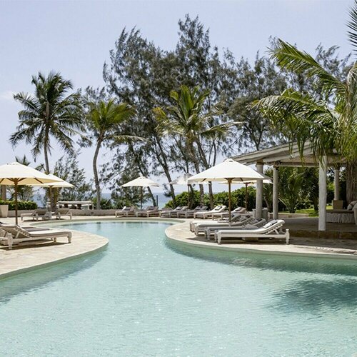 Kobe Suite Resort, Забронировать Курортный отель Ватаму 