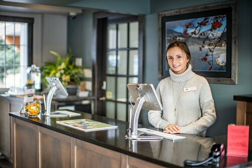 Swiss Chalet Motel, Buchen Sie Chalet Revelstoke Revelstoke