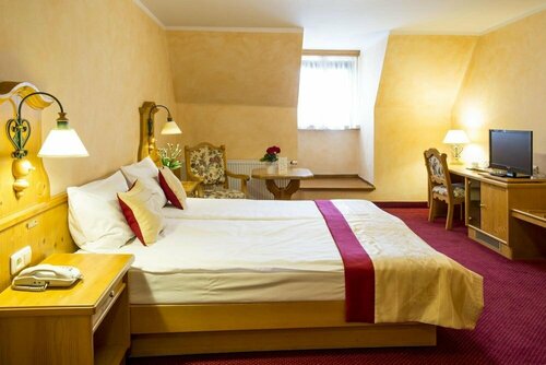 Hotel Pod Ciżemką, Забронировать Отель Отели Сандомир с завтраком, Завтраки