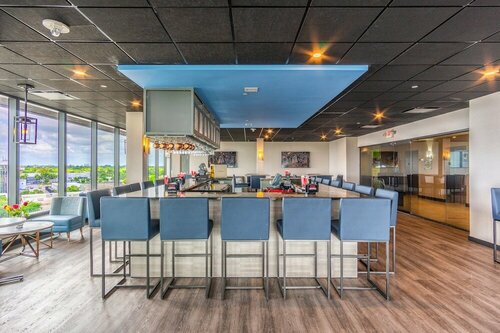 Holiday Inn Miami International Airport, Rezerwuj Hotel Hotele w Miami Beach z basenem, Basen