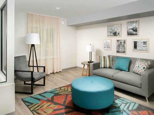 WoodSpring Suites Williston, Забронировать Отель Отели Уиллистон с парковкой, Парковка