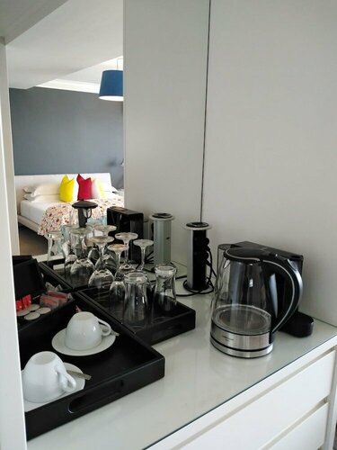 Chocolate Box Guesthouse, Buchen Sie Pension Gordonʼs Bay Helderberg