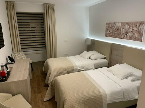 Hotel Magdalena, Book Hotel Hotels in Zagreb with Parking, Parking