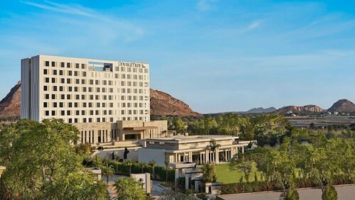 Doubletree by Hilton Jaipur Amer, Rezerwuj Hotel Amer Rajasthan