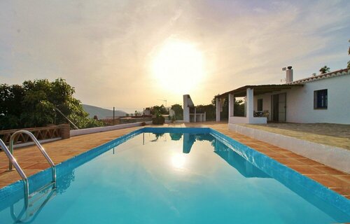 1039 Villa Cuatro Caminos, Забронировать Вилла Отели Фрихильяна 3 звезды, 3*