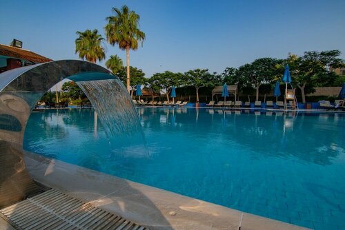 Ramada Resort Dead Sea, Reserva ahora Resort Suwaymah 