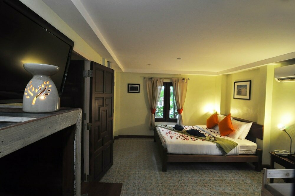 Pier 42 Boutique Pool Villa