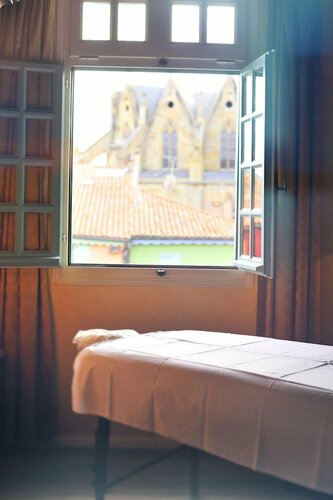 La Maison Des Consuls, Rezervați Bed and Breakfast Hoteluri SPA în Gers, SPA