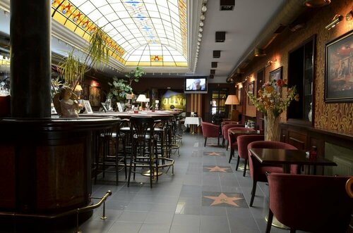 Film Hotel, Забронировать Отель Отели Братиславы 3 звезды, рядом с Церковь кларисок, 3*