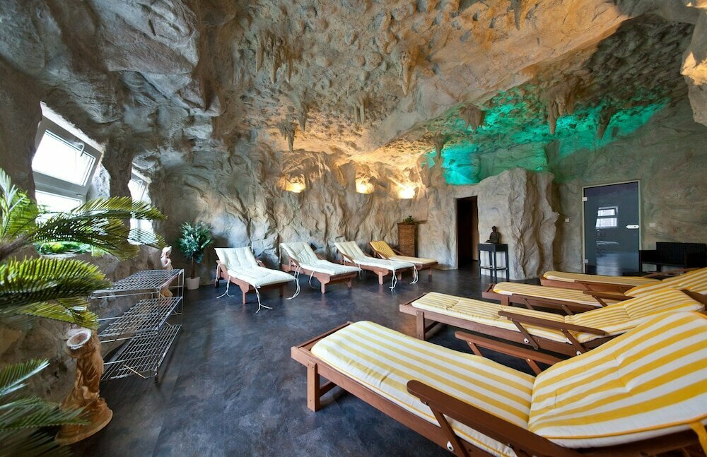 Hotel Aviva