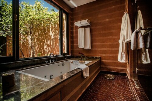 Palais Aziza & Spa, Забронировать Курортный отель Отели Марракеш-Тенсифт-Эль-Хауз 5 звезд, 5*