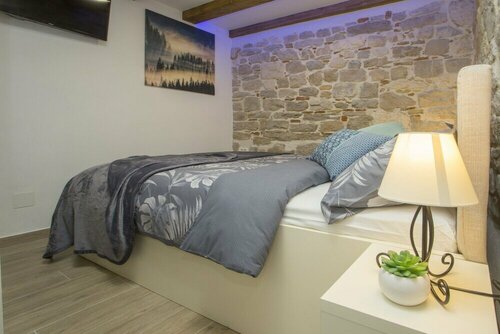Old Center Cozy Room, Забронировать Отель Сплит Брач