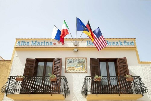 Alba Marina B&B, Book Bed and Breakfast Castelluzzo Sicilien