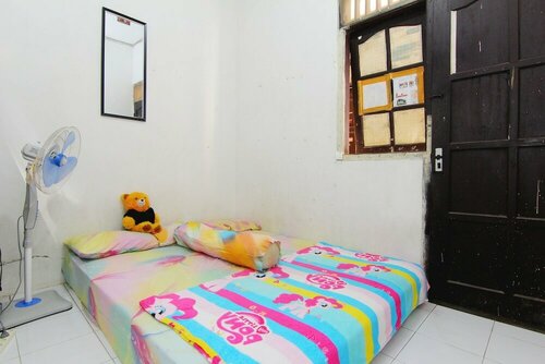 Wisma Sarjana Guesthouse, Book Hotel Depok Mergangsan