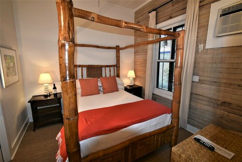 Simonton Court Historic Inn & Cottages, Забронировать Отель Downtown Key West Ки-Уэст