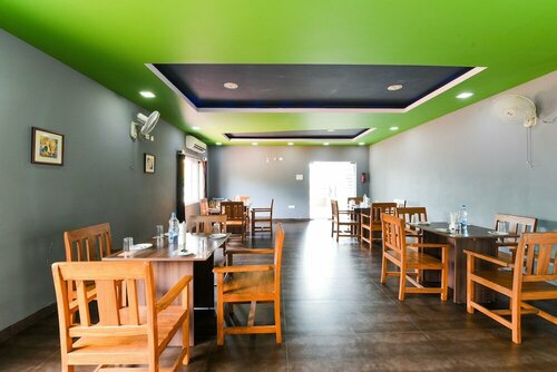 Oyo 16633 Green City Club House, Забронировать Отель Отели штата Андхра-Прадеш 3 звезды, 3*