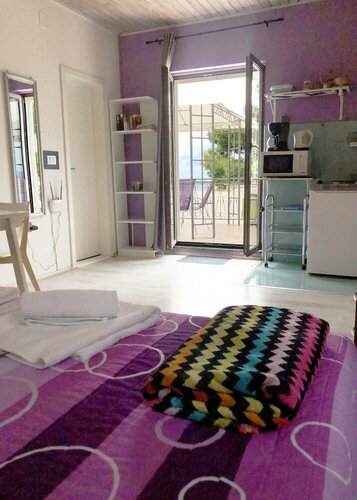 Abuelas Beach House, Забронировать Отель Отели Сплитско-Далматинской жупания 3 звезды, 3*