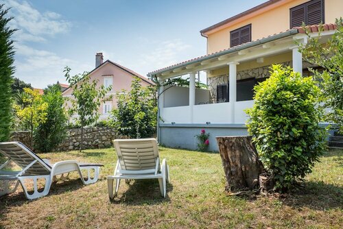 Villa Mirta, Rezerwuj Willa Hotele 3* w Losinj, 3*
