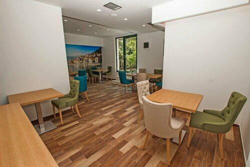 Hotel Alkima, Забронировать Отель Отели в центре Доброты, в центре, Парковка, Завтраки