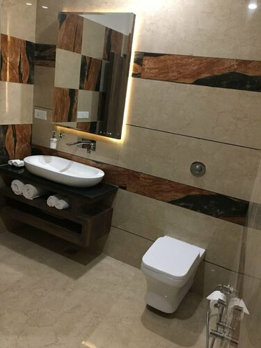 The Royal Shelaton, Забронировать Отель СПА-отели Амритсара, рядом с Музей Разделения, SPA-услуги