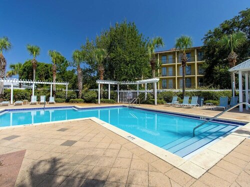 Hello Sunshine, Забронировать Отель Мирамар-Бич Emerald Coast