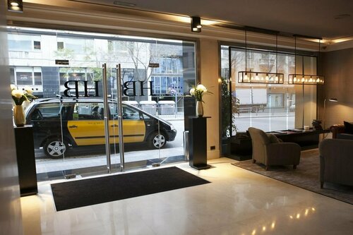 Hotel Balmoral, Забронировать Отель Сериа – Сен-Жервази Барселона, рядом с Рынок Llibertat