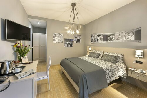 B&B Sorrento Queen, Забронировать Отель «постель и завтрак» Отели Сорренто 3 звезды, рядом с Площадь Пьяца-Тассо, 3*