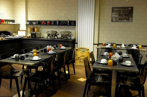 Best Western Empire Elysees, Забронировать Отель Отели Парижа 3 звезды, рядом с Торговый центр Galeries Lafayette Champs-Élysées, 3*