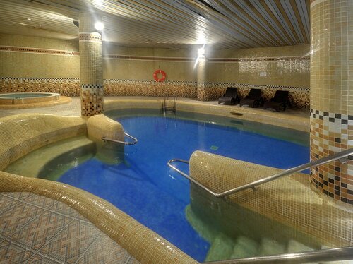 Hotel Vila-real Palace, Забронировать Отель Вильярреаль Azahar Coast, рядом с Стадион "Эль-Мадригал"