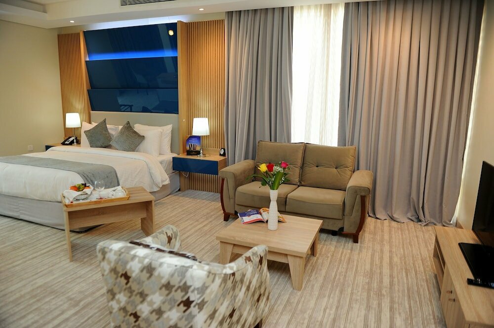 Al Mansour Suites Hotel