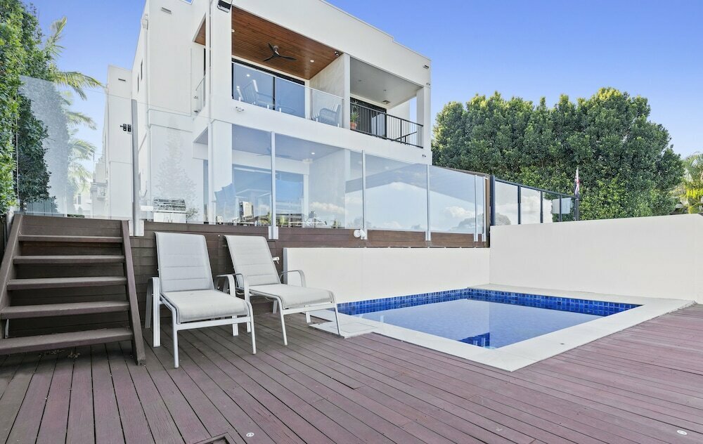 Villa Paradiso Holiday Home